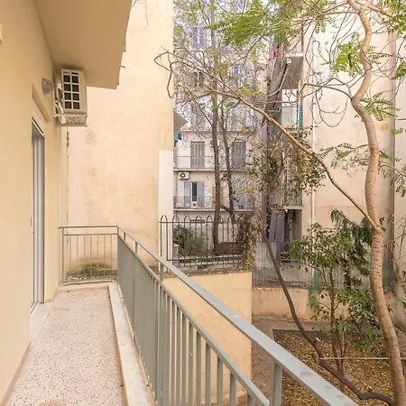Stylish Luxury Apartment At Ampelokipi Metro Station Athènes Extérieur photo