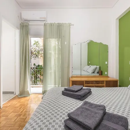 Stylish Luxury Apartment At Ampelokipi Metro Station Athènes Extérieur photo